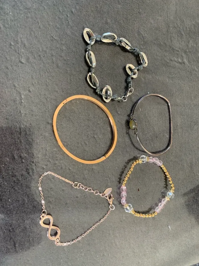 Lot de 5 bracelets fantaisie femme