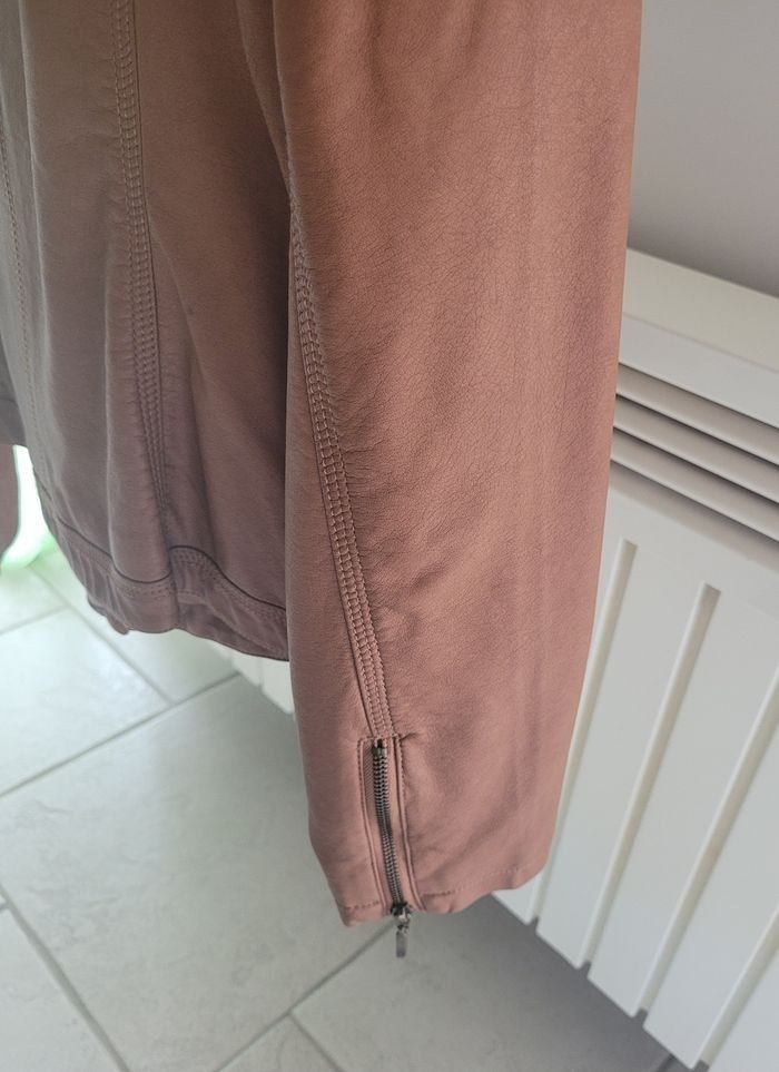 Veste similicuir - photo numéro 3