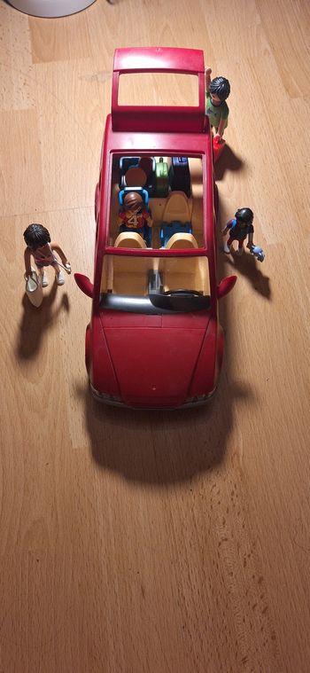 Voiture familiale Playmobil