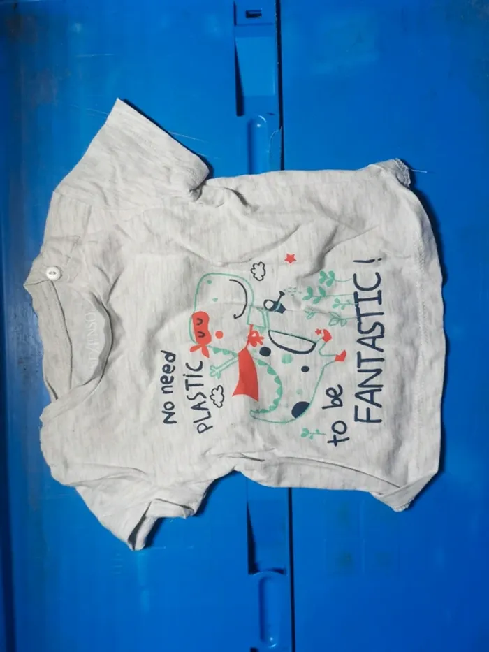 T-shirt