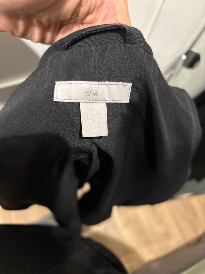 Blazer cintré noire H&M - photo numéro 4