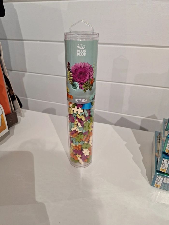 🌿 Plus-Plus Méga Tube Botanique – 240 Pcs 🌿