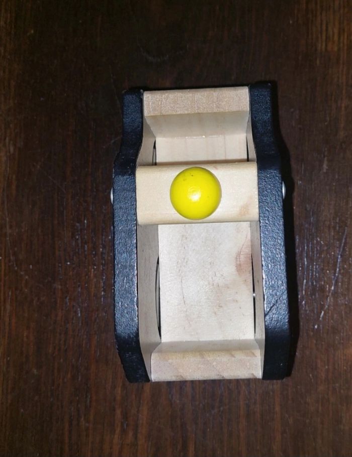 Voiture en bois - photo numéro 5