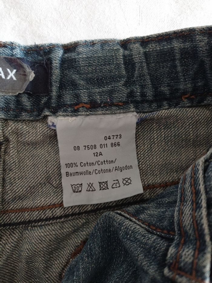 Marque relax taille 12 ans Jean bleu ciel 100 % coton avec poche devant derrière sur le côté voir photos - photo numéro 3