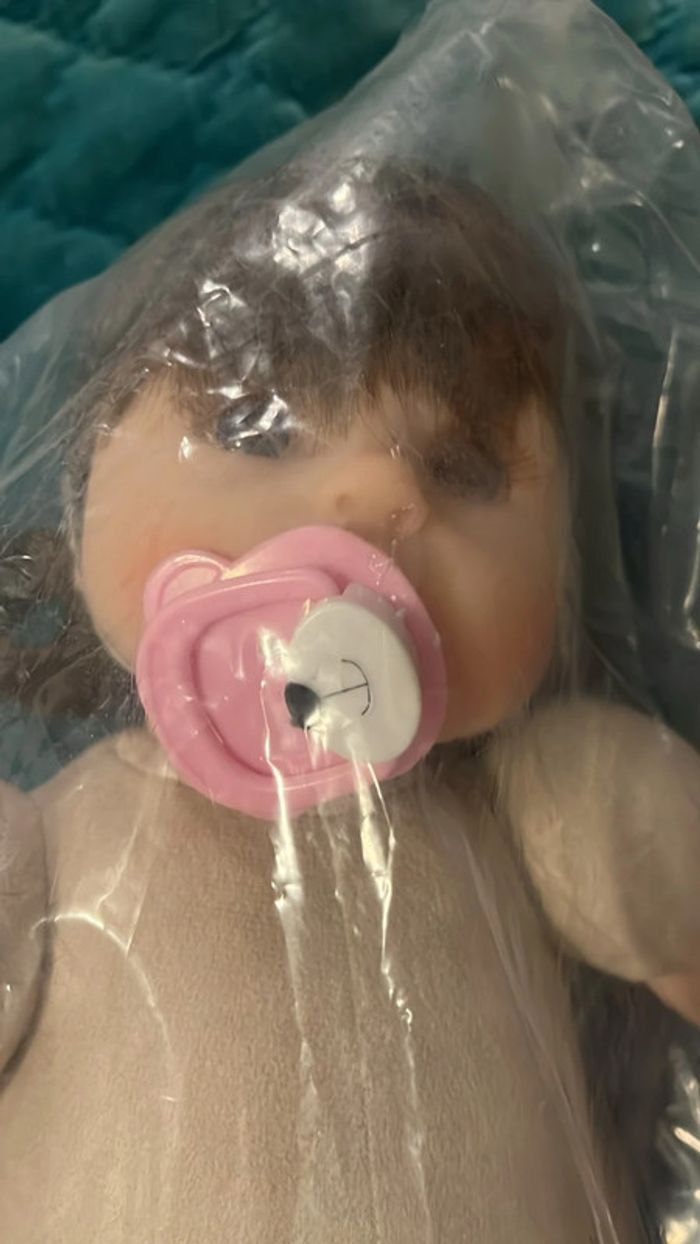 Poupee neuf - photo numéro 6