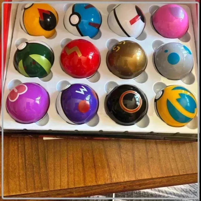 12 pokeball neuve - photo numéro 2