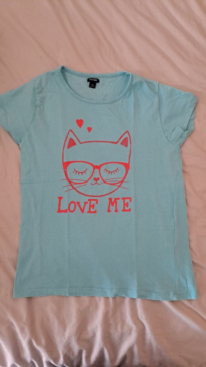 Tee shirt