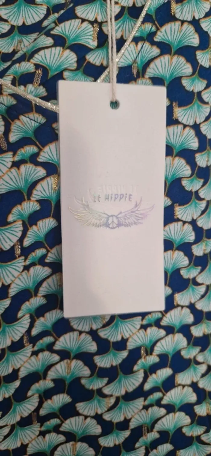 T-shirt It Hippie taille M neuf avec étiquette - photo numéro 9
