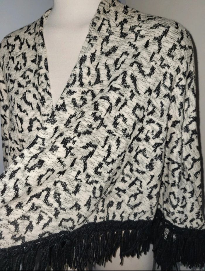 Poncho avec manches 1 - photo numéro 2