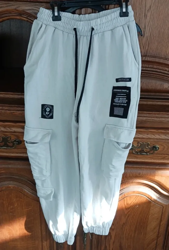 Bas de jogging taille 36 bershka