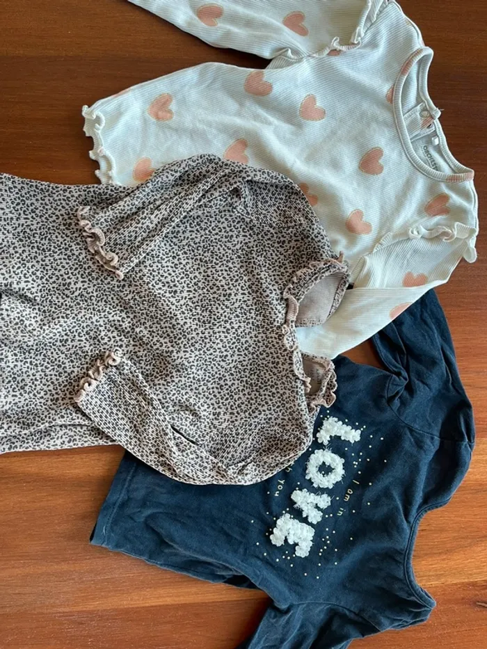 Lot de 3 top manches longues taille 18 mois excellent état Orchestra et Kiabi