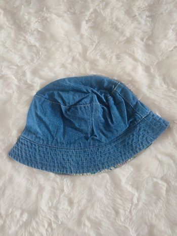 Bob réversible fleuri ou jeans taille 47