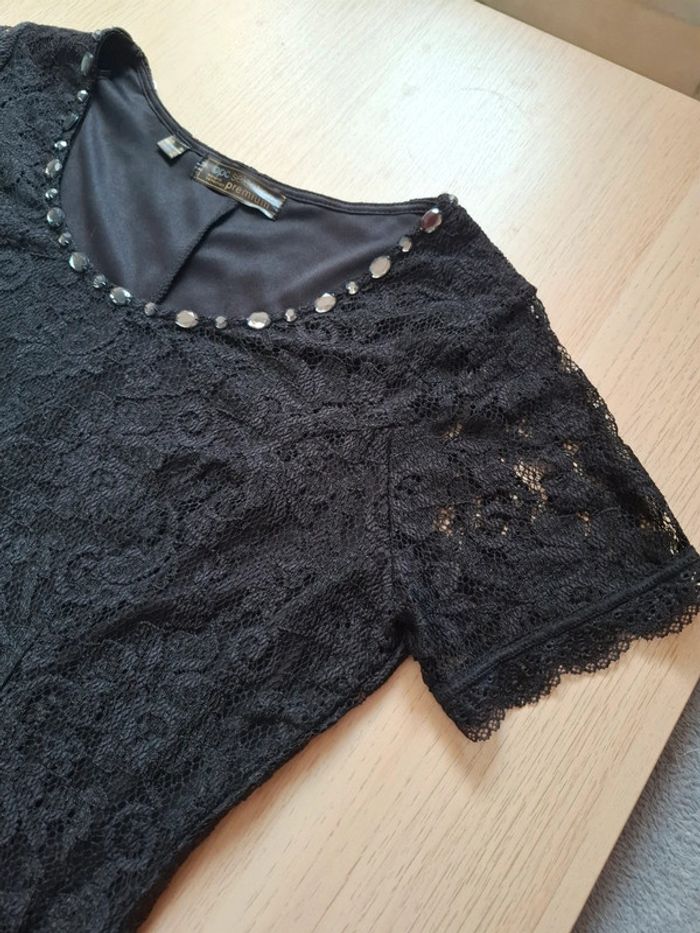 Robe noire dentelle - photo numéro 3