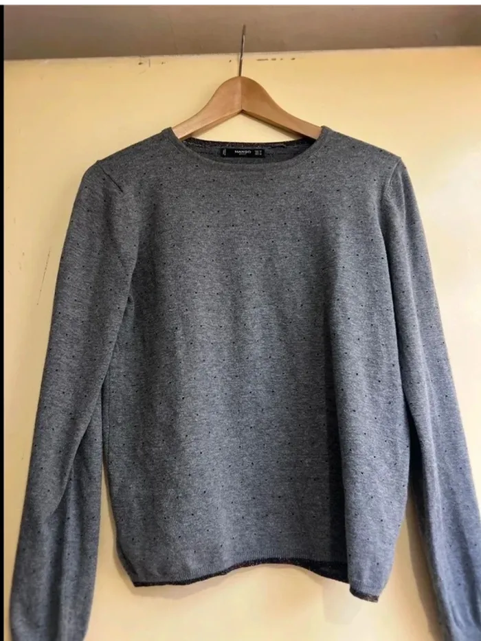Superbe petit haut fin - taille M - neuf - mango