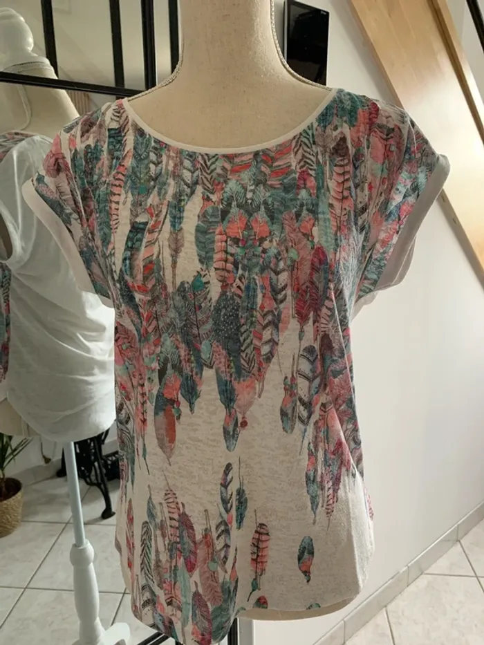 T shirt plumes