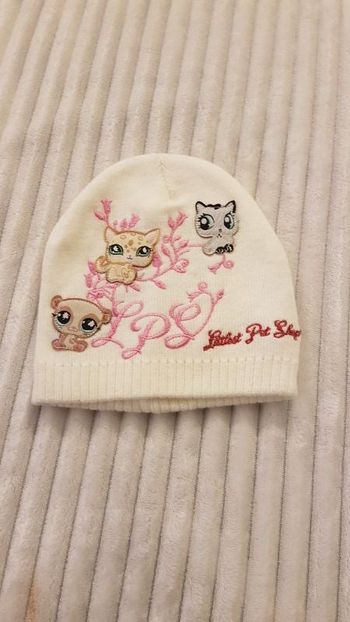 bonnet petite fille neuf sans étiquette T52