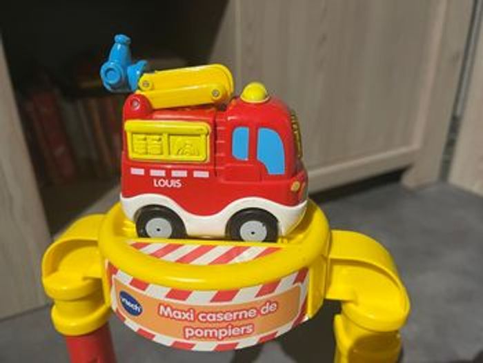 Maxi Caserne tut tut bolides - photo numéro 3