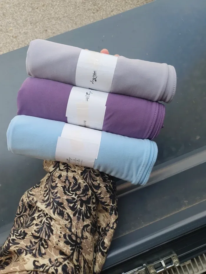 🌸 Lot de 3 Hijabs Jersey Premium Luxe – Neufs 🌸 - photo numéro 7