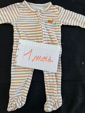Pyjama 1 mois