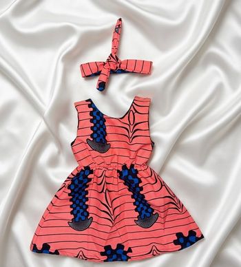 Robe en wax avec pression à l’épaule + son bandeau à nouer