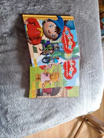 Lot de livres oui oui
