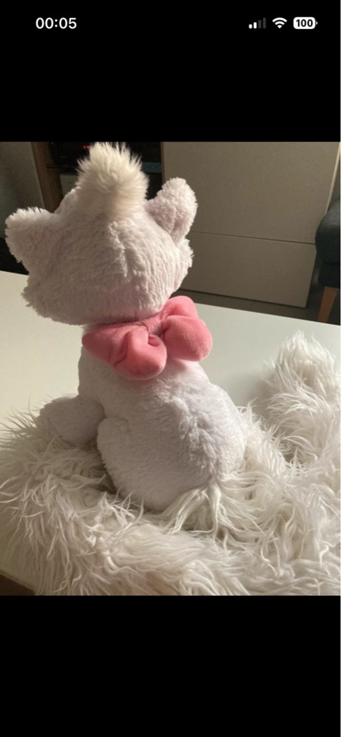 Peluche « Marie » des Aristochats  Marque Disney - photo numéro 4