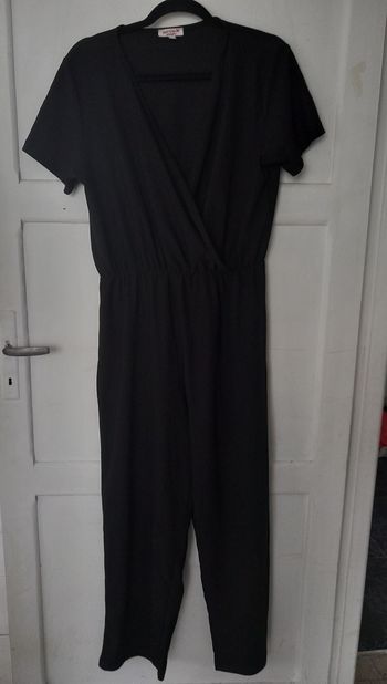 Combinaison pantalon manche courte taille  40