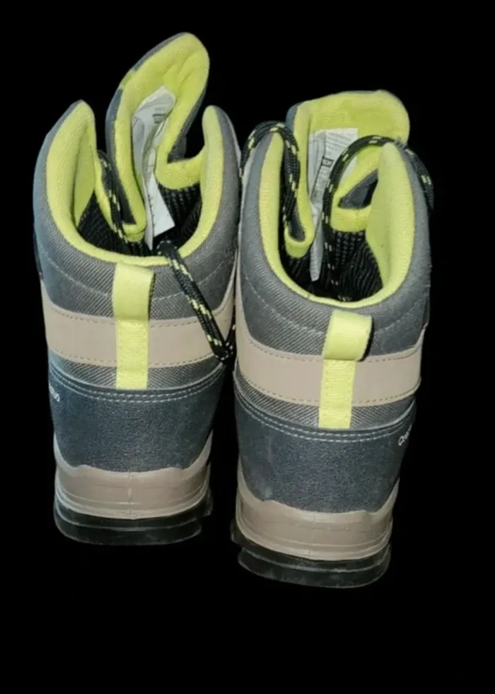 Chaussures neuve de randonnée Quechua 38 neuve - photo numéro 4