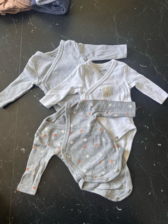 Lot body pour Bebe