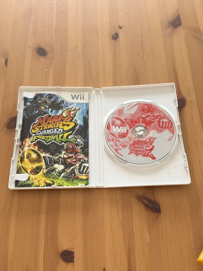 Mario Strikers Charged Football - OK - Wii - photo numéro 3