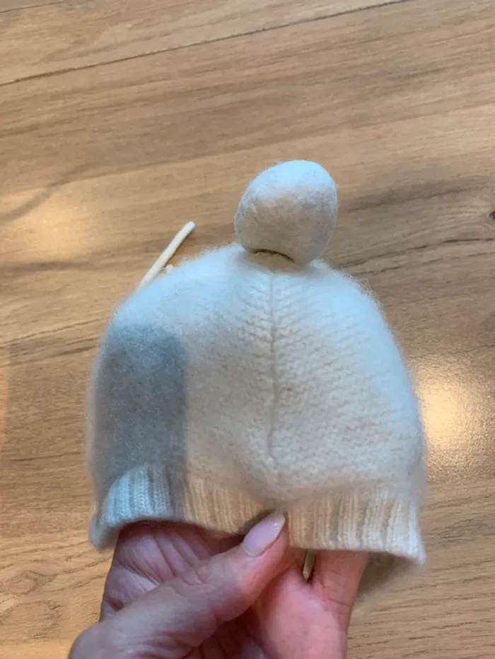 Bonnet Les Lutins taille 6/12 mois - photo numéro 2
