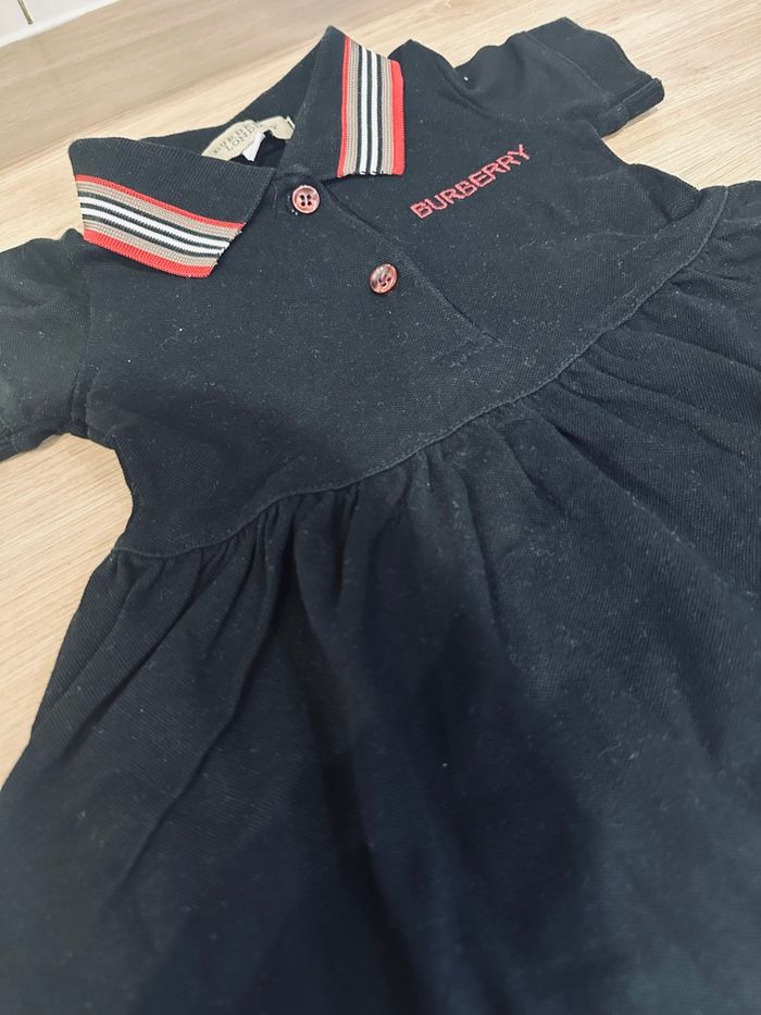 Robe Burberry, 1 an - photo numéro 3