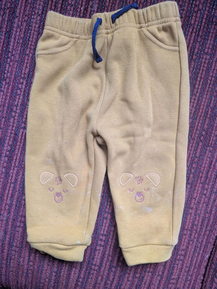 Lot pantalons et salopettes 9  mois - photo numéro 8