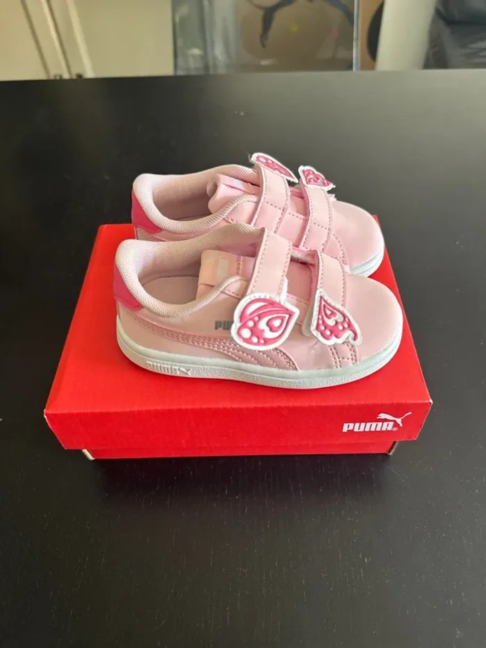 Baskets Puma enfant roses – pointure 22 (US 6C / UK 5) - photo numéro 3