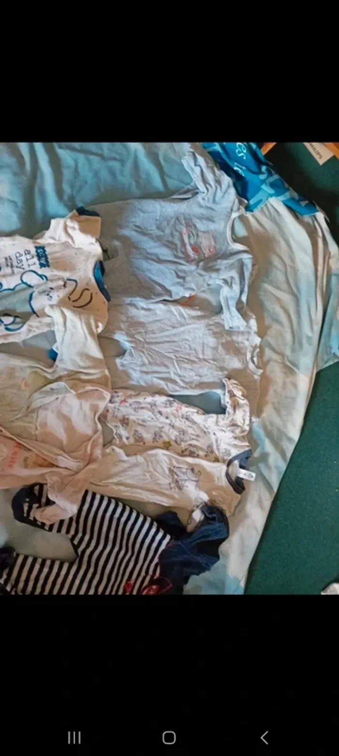Lot pyjamas 6mois - photo numéro 3