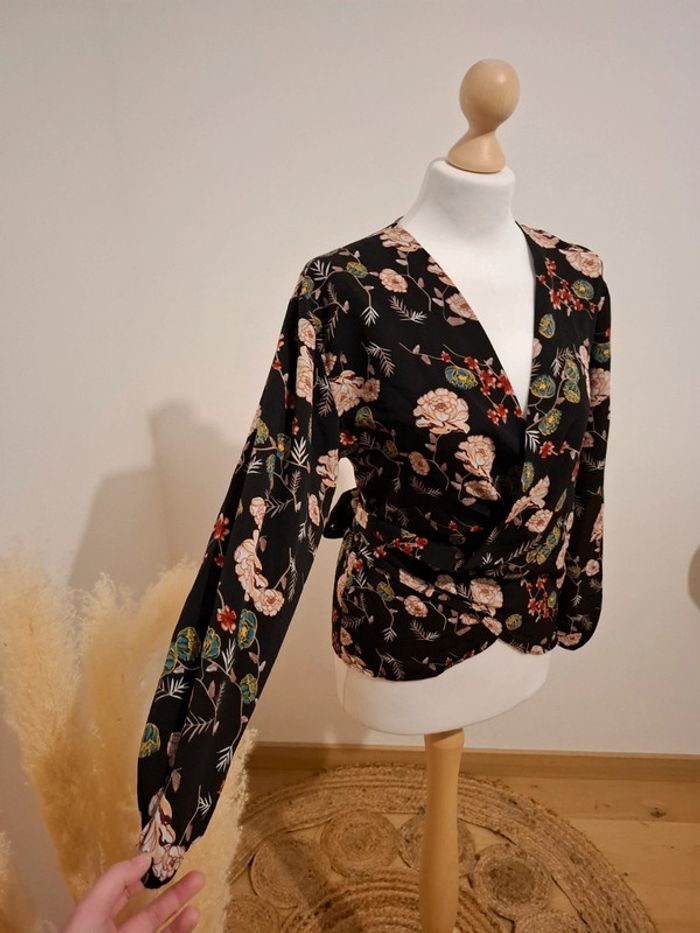 Blouse noire portefeuille Fleurie Anna karel taille S 36 - photo numéro 7