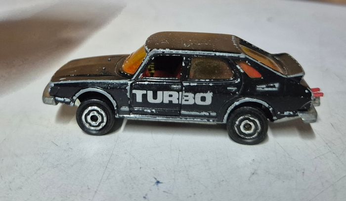 Voiture miniature vintage majorette saab turbo noir n284 1/64 - photo numéro 5
