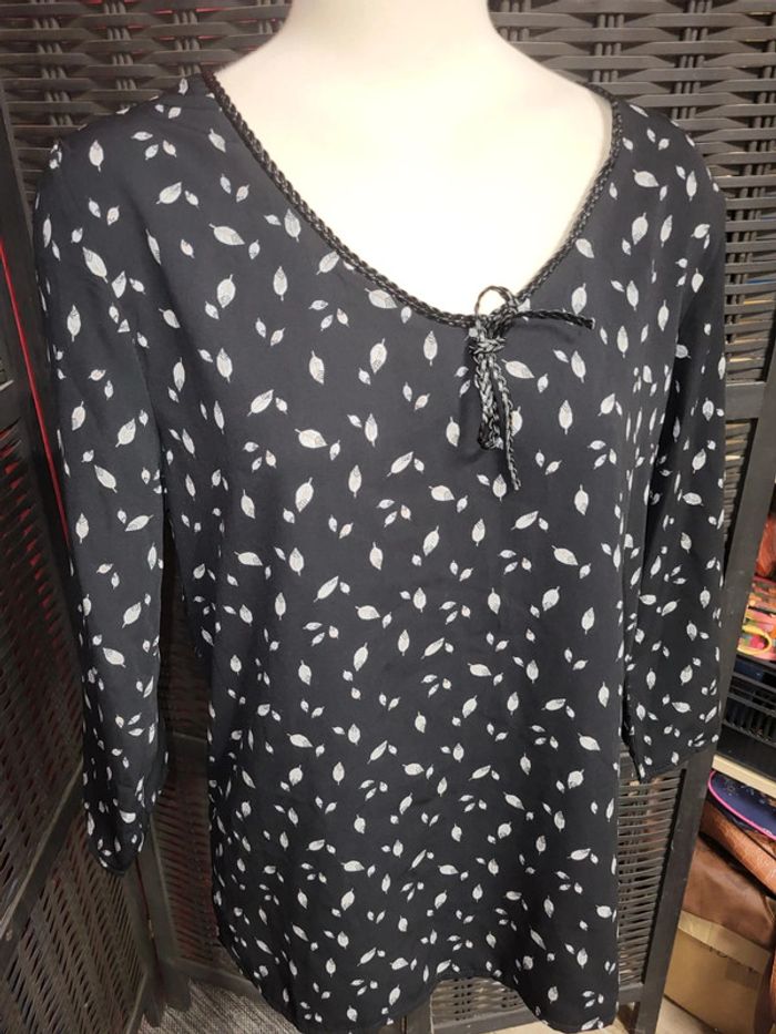Blouse taille 4 - photo numéro 2