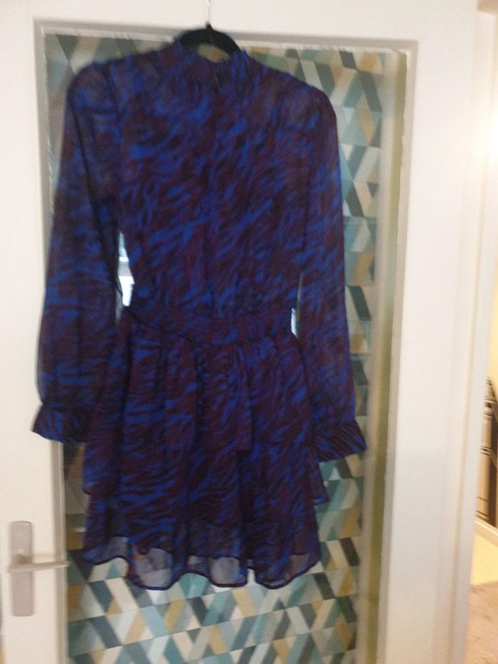 Robe courte élégante - photo numéro 6