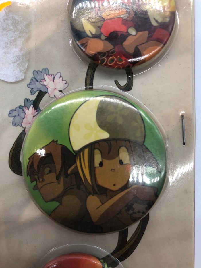 Badges pin’s DOFUS les mains d’eniripsa - photo numéro 3