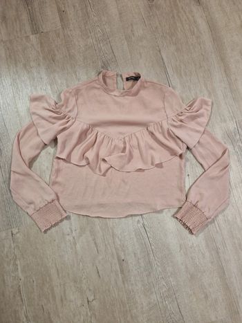 Haut à voile et petit col