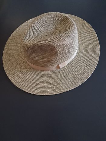 Chapeau