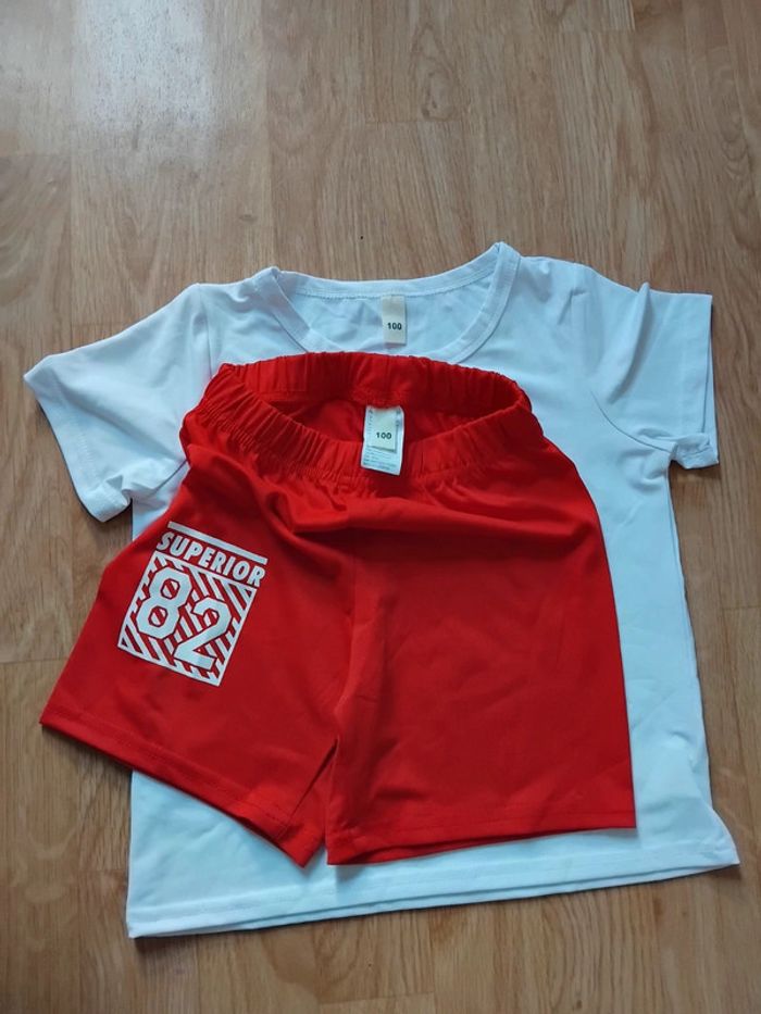 Ensemble shorts garçon neuf taille 4/5ans - photo numéro 2