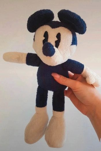 Peluche mickey noir blanc disney