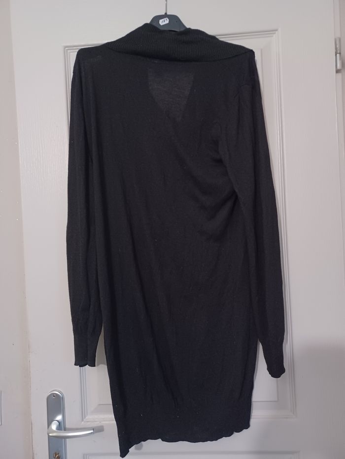 Robe noire - photo numéro 2