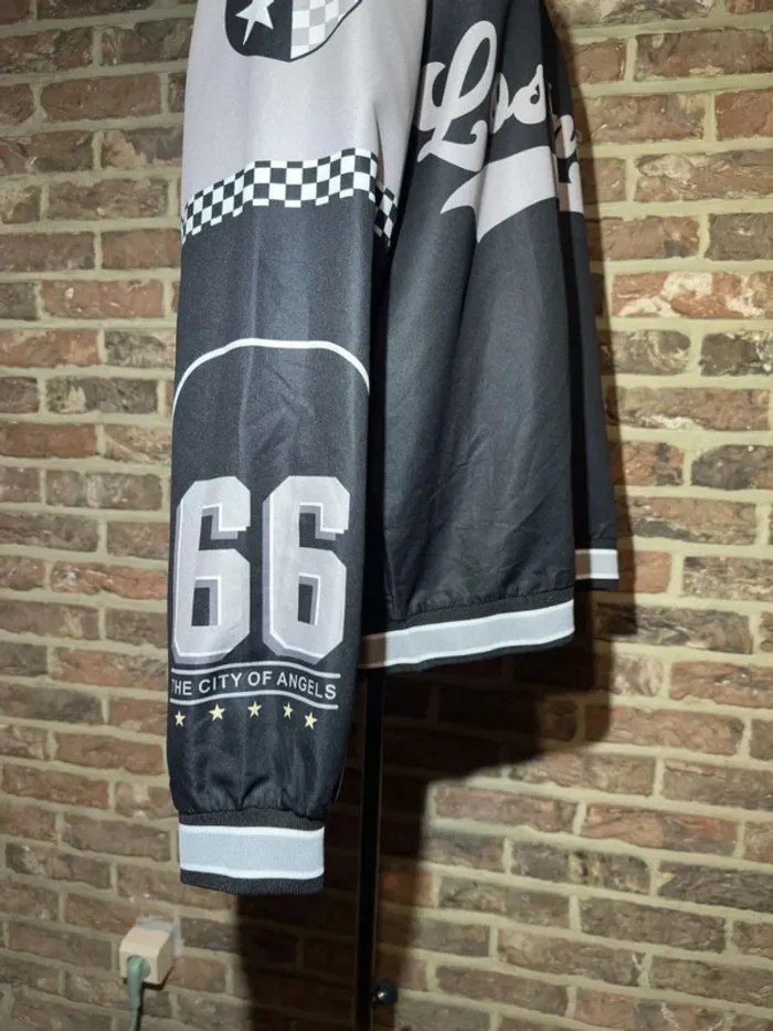 Veste Racing Noire et gris Los Angeles Taille L / 40 - photo numéro 20
