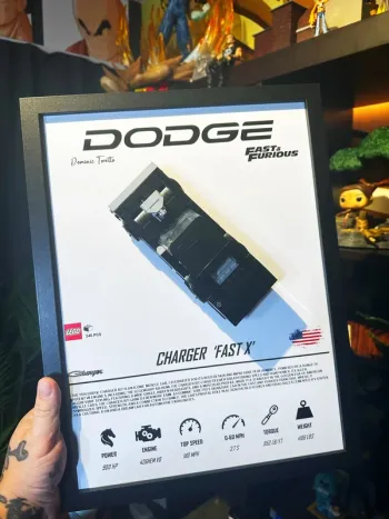 Cadre Lego Dodge Charger Fast X - format 30×40 cm (sans Lego)