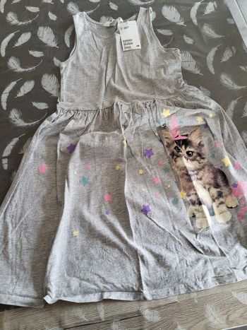 Robe neuve avec étiquette 🏷  taille 8 / 10 ans