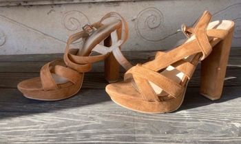 Chaussures ouvertes à talons