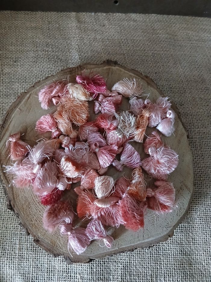 Lot de 50 glands pompons rose saumon